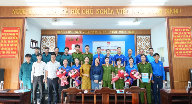 Công bố Quyết định thành lập và ra mắt các Chi đoàn trực thuộc
